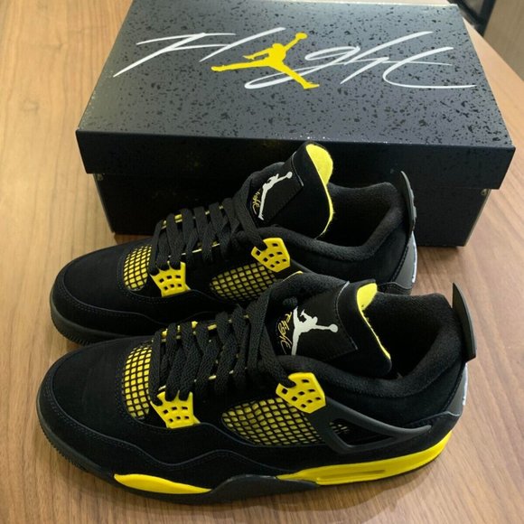 Air Jordan 4 Retro main image 6